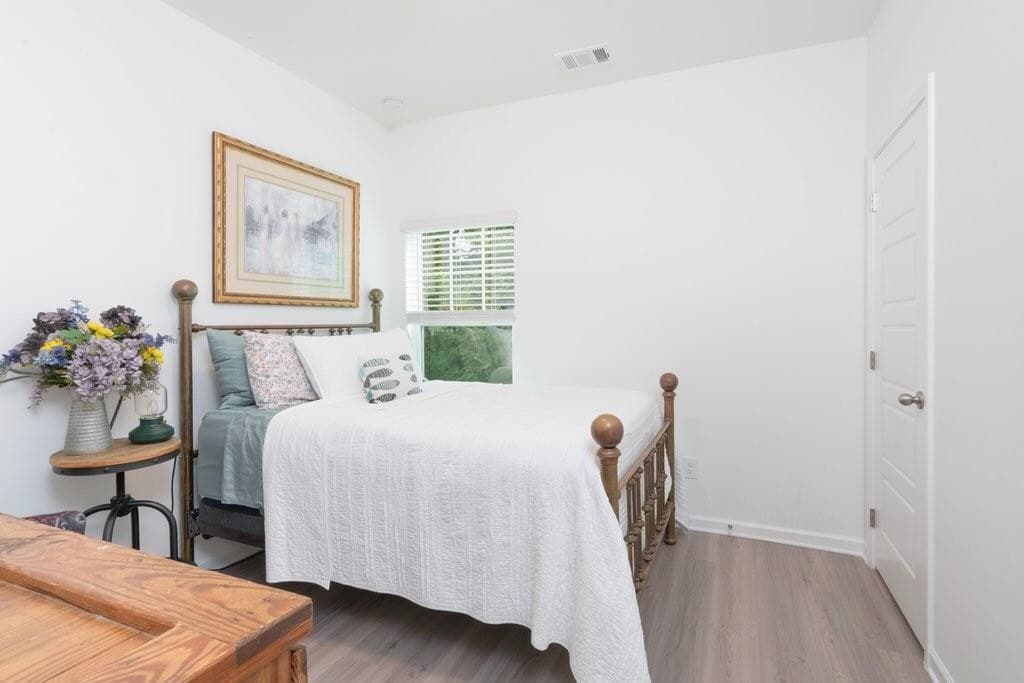 3 bedroom, 3 bathroom, 1,700 sq ft townhouse for sale at 2106 Remy Court, Kennesaw, GA 30144 — photo 7