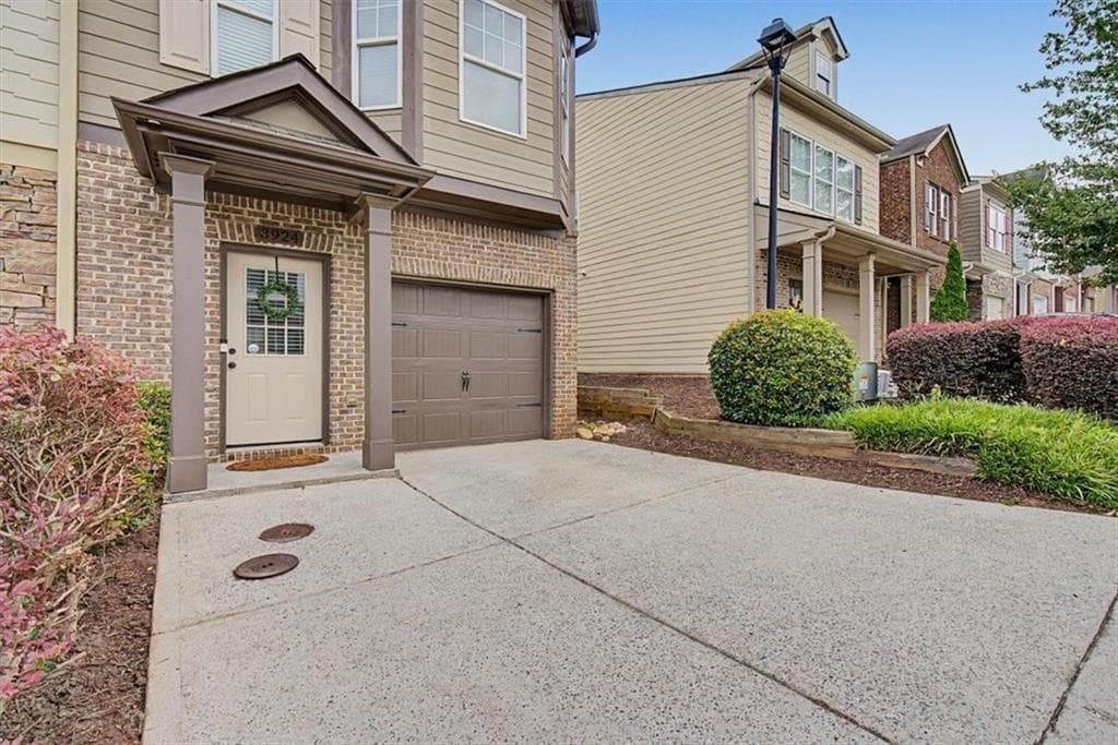 3 bedroom, 3 bathroom, 1,524 sq ft townhouse for sale at 3924 Cyrus Crest Circle, Kennesaw, GA 30152 — photo 5
