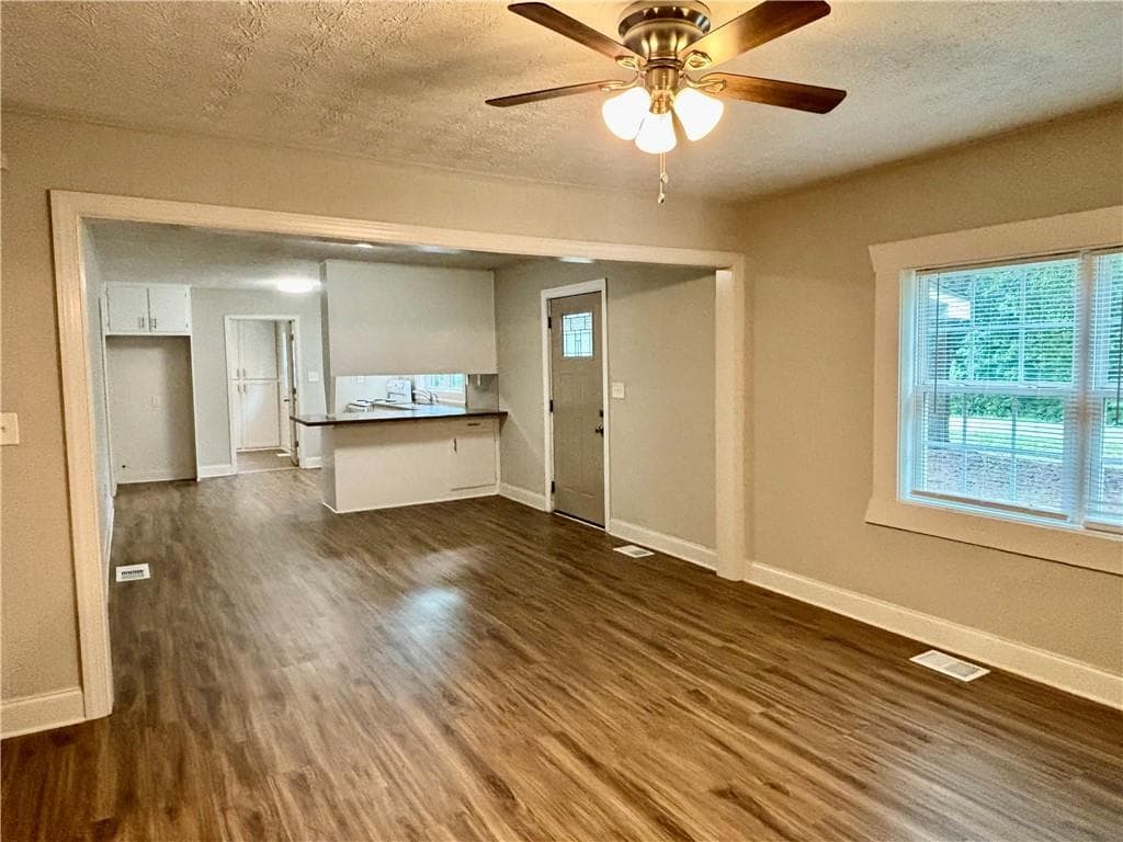 3 bedroom, 2 bathroom, 1,200 sq ft single family residence for rent at 1791 Harbins Road, Dacula, GA 30019 for $1,750 a month — photo 5