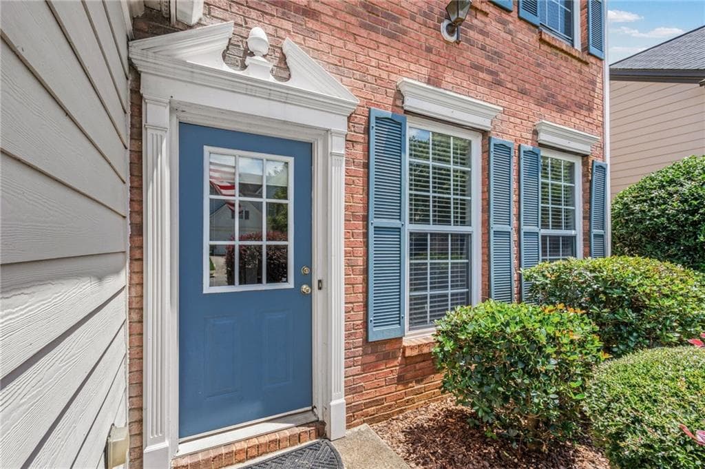 3 bedroom, 3 bathroom, 1,770 sq ft single family residence under contract at 3840 Ridgefair Drive, Cumming, GA 30040 — photo 6
