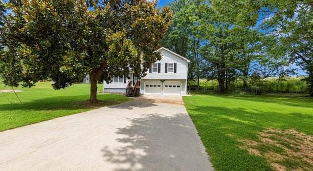 3 bedroom, 2 bathroom, 1,192 sq ft single family residence for sale at 12 Fairfield Court, Cartersville, GA 30120 — photo 2