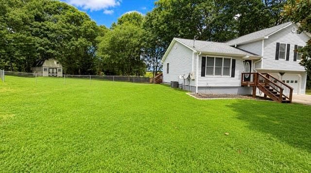 3 bedroom, 2 bathroom, 1,192 sq ft single family residence for sale at 12 Fairfield Court, Cartersville, GA 30120 — photo 3