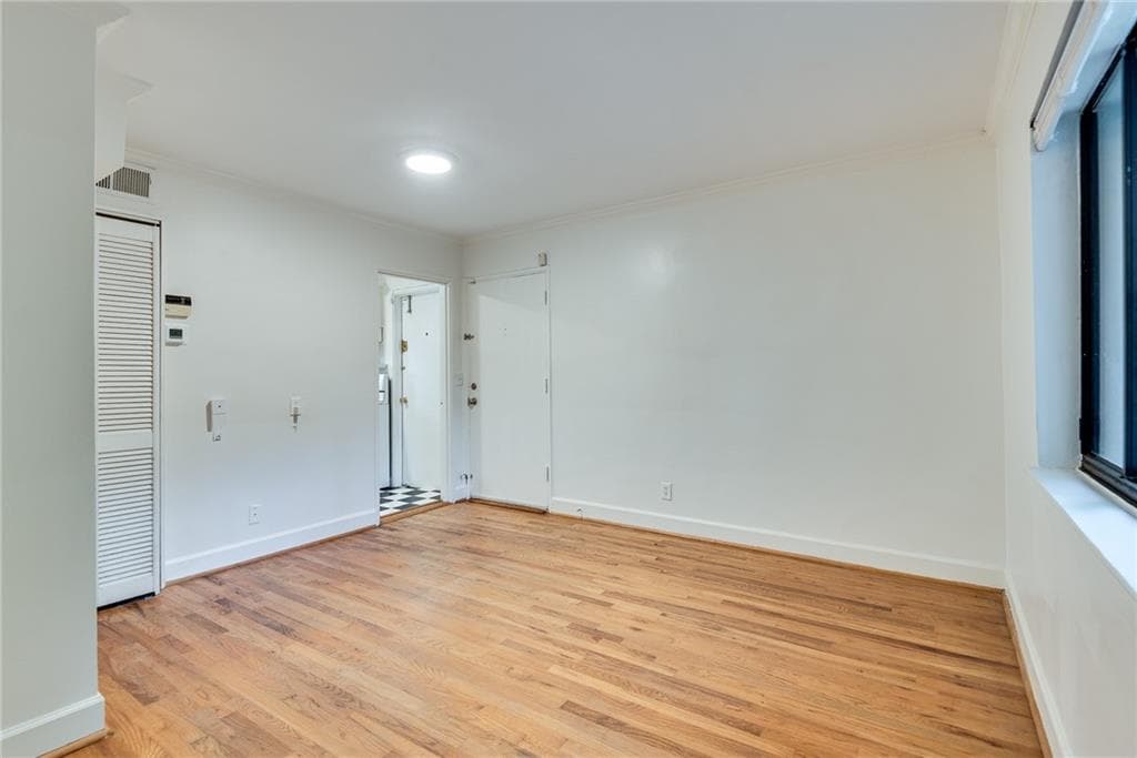 1 bedroom, 1 bathroom, 435 sq ft condominium for sale at 317 3rd Street 5, Atlanta, GA 30308 — photo 4