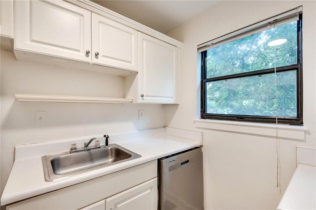 1 bedroom, 1 bathroom, 435 sq ft condominium for sale at 317 3rd Street 5, Atlanta, GA 30308 — photo 9