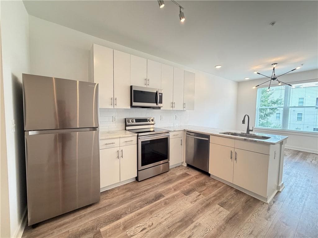 1 bedroom, 1 bathroom, 657 sq ft condominium for sale at 525 Parkway Drive 417, Atlanta, GA 30308 — photo 5
