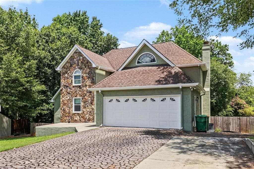 4 bedroom, 4 bathroom, 4,751 sq ft single family residence for sale at 3439 Grist Mill Court, Peachtree Corners, GA 30096 — photo 6