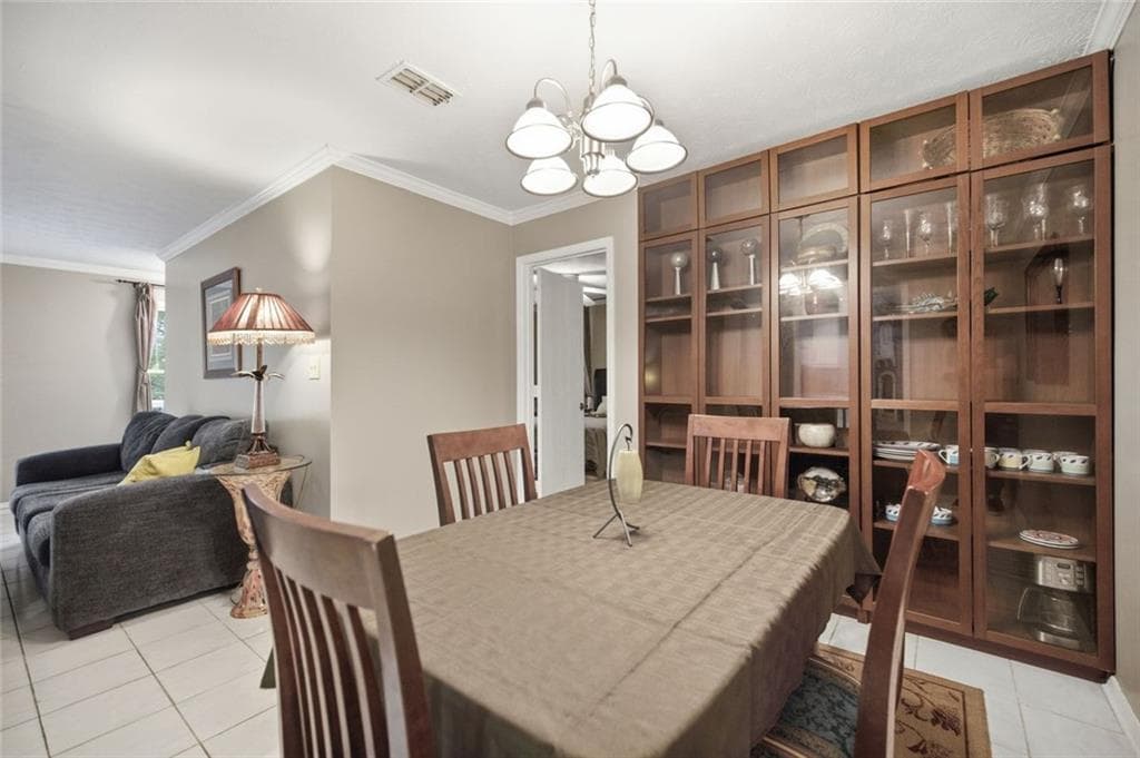 2 bedroom, 2 bathroom, 1,244 sq ft condominium for sale at 402 Olde Mill Lane 402, Norcross, GA 30093 — photo 9