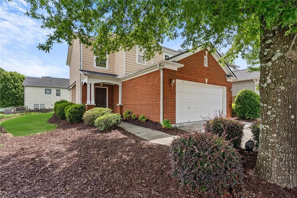 3 bedroom, 3 bathroom, 2,003 sq ft single family residence under contract at 2219 Palomino Lane, Conyers, GA 30012 — photo 2