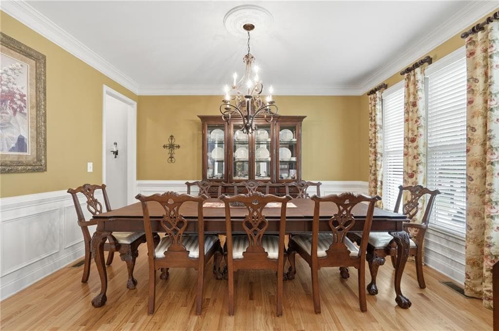 5 bedroom, 3 bathroom, 3,492 sq ft single family residence for sale at 6107 Stillwater Place, Flowery Branch, GA 30542 — photo 9