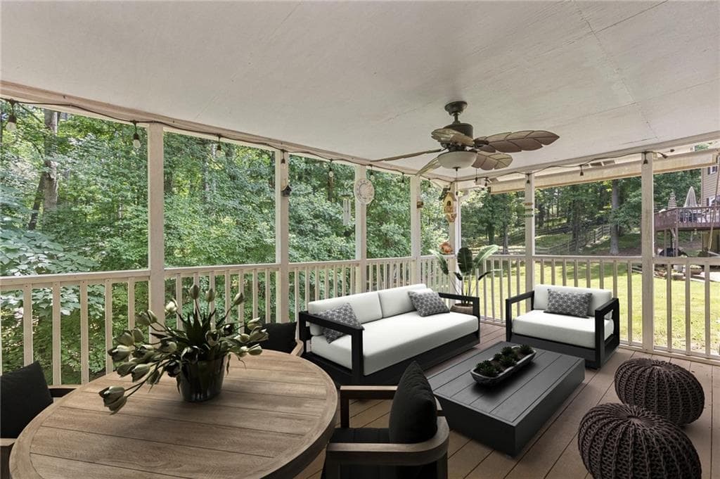 4 bedroom, 3 bathroom, 3,015 sq ft single family residence under contract at 341 Westover Drive, Woodstock, GA 30188 — photo 2