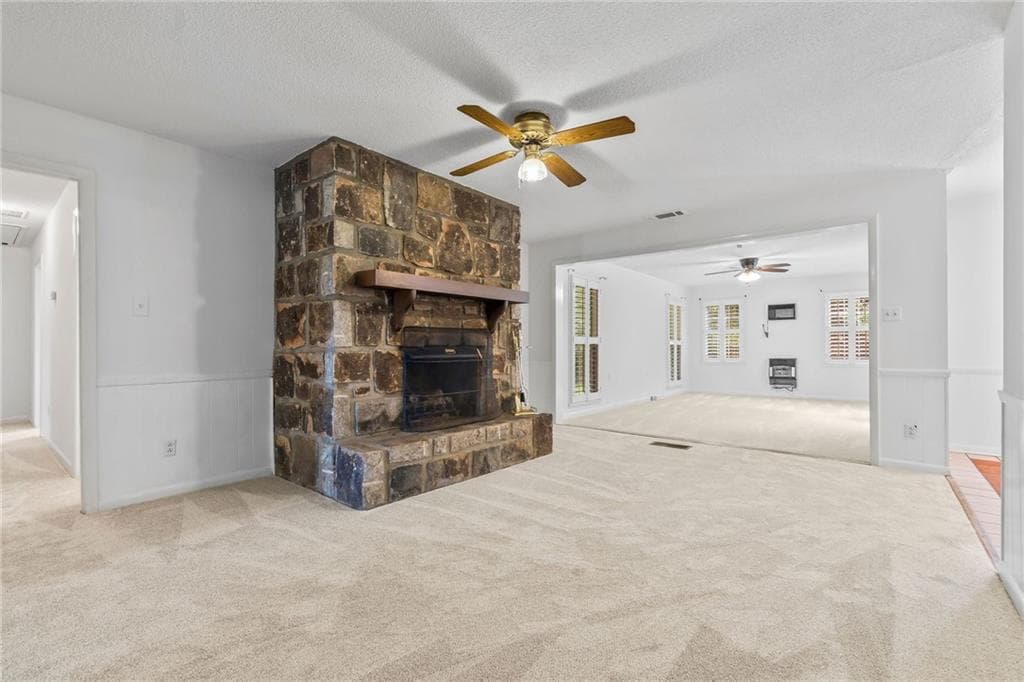 3 bedroom, 2 bathroom, 2,001 sq ft single family residence for sale at 2831 Georgian Terrace, Marietta, GA 30068 — photo 2