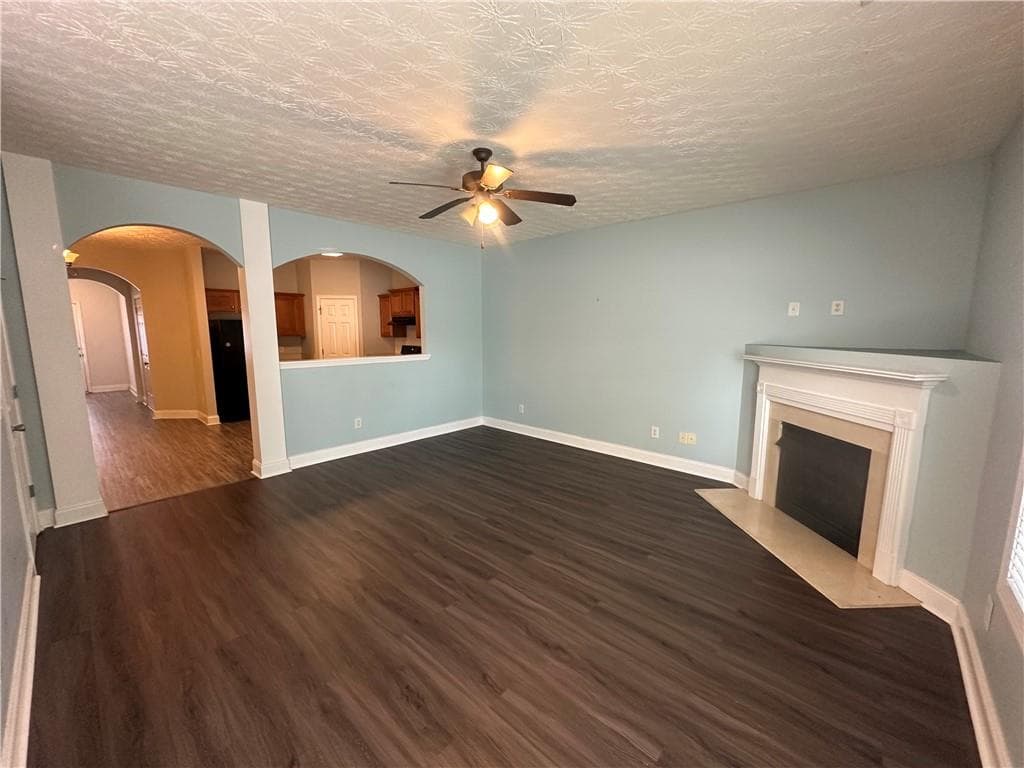 3 bedroom, 3 bathroom, 1,733 sq ft townhouse for sale at 41 Hidden Hickory Court, Dawsonville, GA 30534 — photo 6