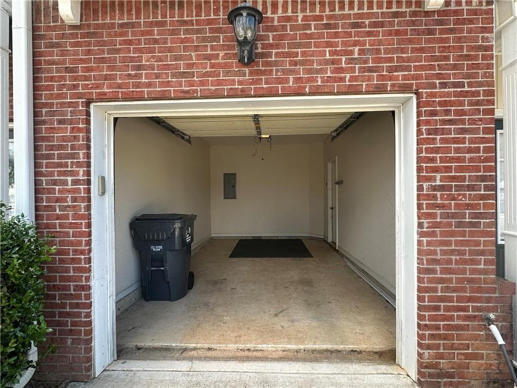 3 bedroom, 3 bathroom, 1,733 sq ft townhouse for sale at 41 Hidden Hickory Court, Dawsonville, GA 30534 — photo 5