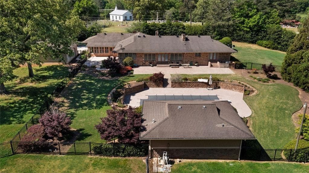 4 bedroom, 4 bathroom, 6,680 sq ft single family residence for sale at 1132 Euharlee Road, Kingston, GA 30145 — photo 3