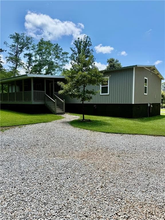 3 bedroom, 2 bathroom single family residence for sale at 351 River Lake Drive, Eatonton, GA 31024 — photo 4