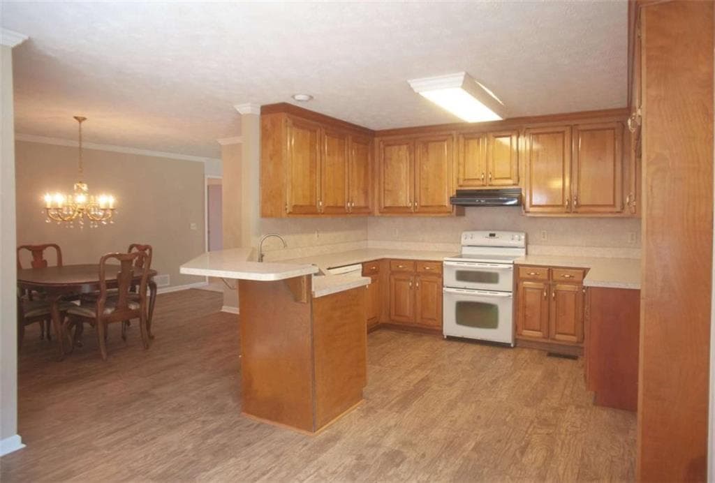 3 bedroom, 2 bathroom, 1,997 sq ft single family residence for sale at 125 Wedgefield Drive, Mcdonough, GA 30252 — photo 7