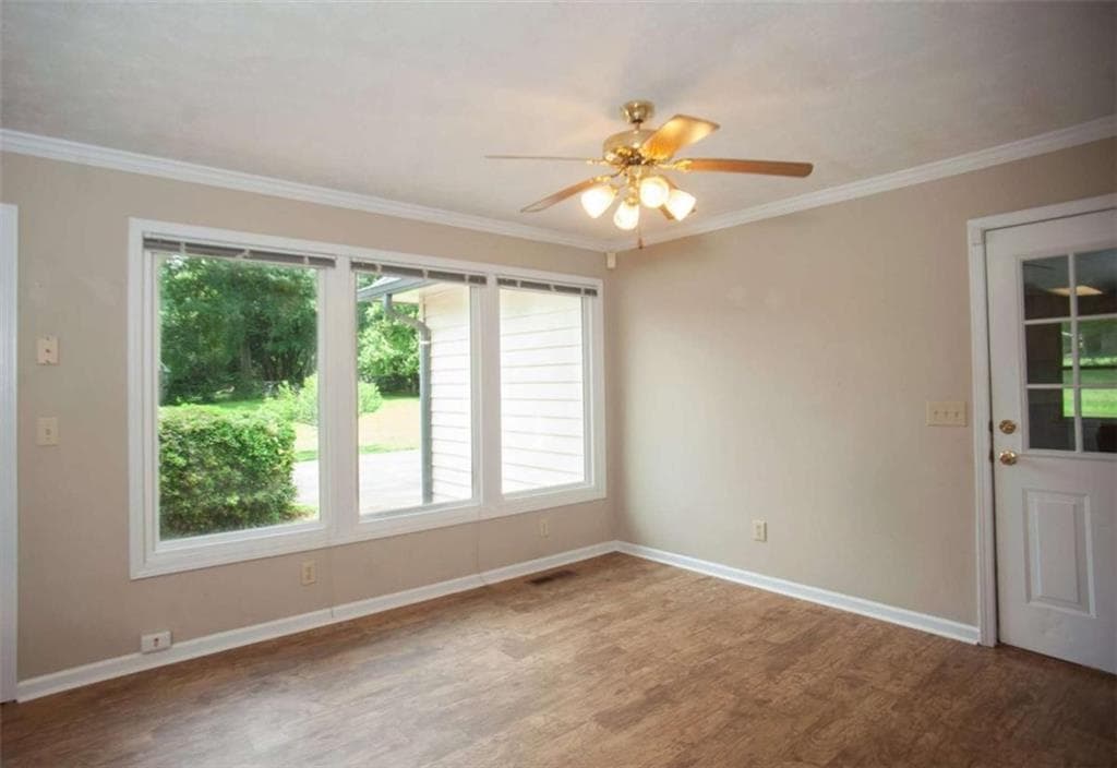 3 bedroom, 2 bathroom, 1,997 sq ft single family residence for sale at 125 Wedgefield Drive, Mcdonough, GA 30252 — photo 9