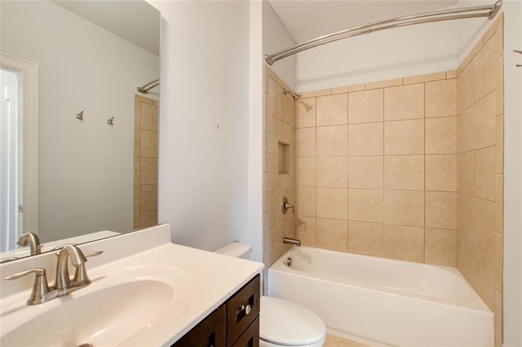 1 bathroom apartment for rent at 2058 Westwood Road, Smyrna, GA 30080 for $1,350 a month — photo 7