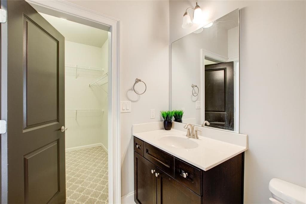 1 bathroom apartment for rent at 2058 Westwood Road, Smyrna, GA 30080 for $1,350 a month — photo 8