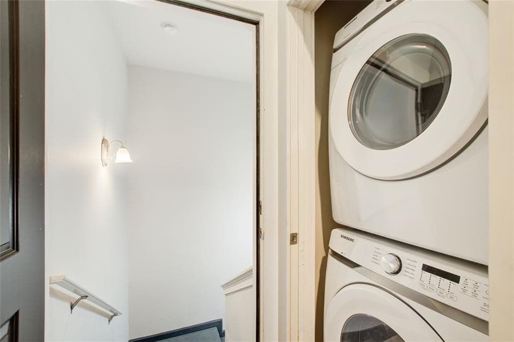 1 bathroom apartment for rent at 2058 Westwood Road, Smyrna, GA 30080 for $1,350 a month — photo 10