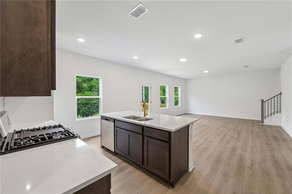4 bedroom, 3 bathroom, 2,091 sq ft single family residence for sale at 5364 Heron Bay Boulevard, Locust Grove, GA 30248 — photo 8