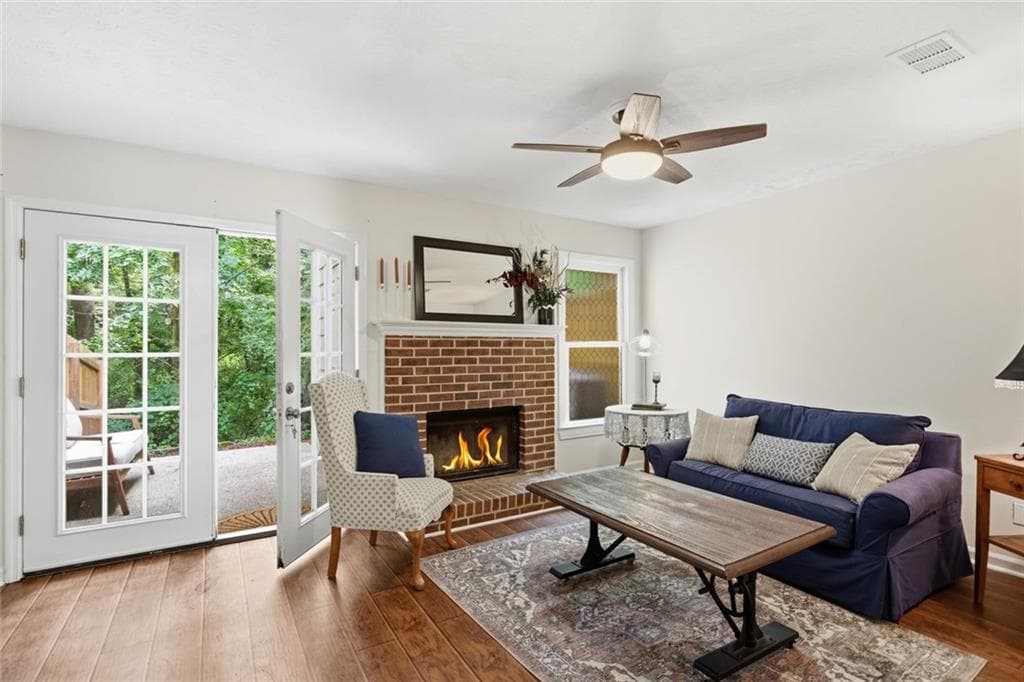 2 bedroom, 3 bathroom, 1,322 sq ft townhouse under contract at 3154 Stratford Green Place, Avondale Estates, GA 30002 — photo 6