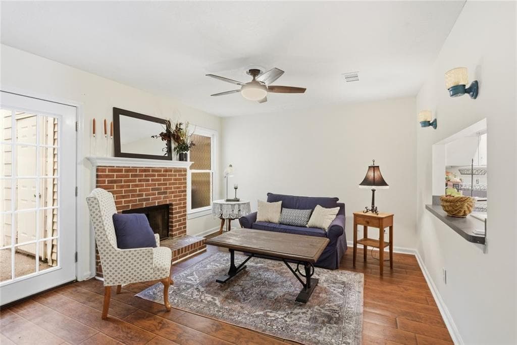 2 bedroom, 3 bathroom, 1,322 sq ft townhouse under contract at 3154 Stratford Green Place, Avondale Estates, GA 30002 — photo 10