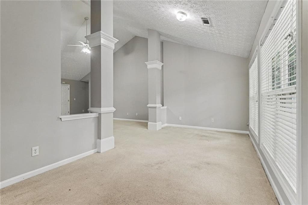 3 bedroom, 2 bathroom, 2,463 sq ft single family residence under contract at 984 Natural Brook Trail, Lawrenceville, GA 30045 — photo 9