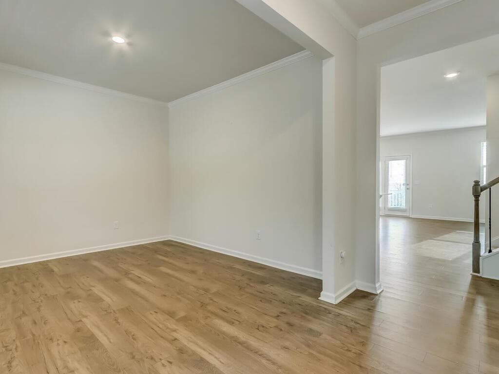 5 bedroom, 3 bathroom, 2,535 sq ft single family residence for sale at 7019 Blackbird Court, Flowery Branch, GA 30542 — photo 7