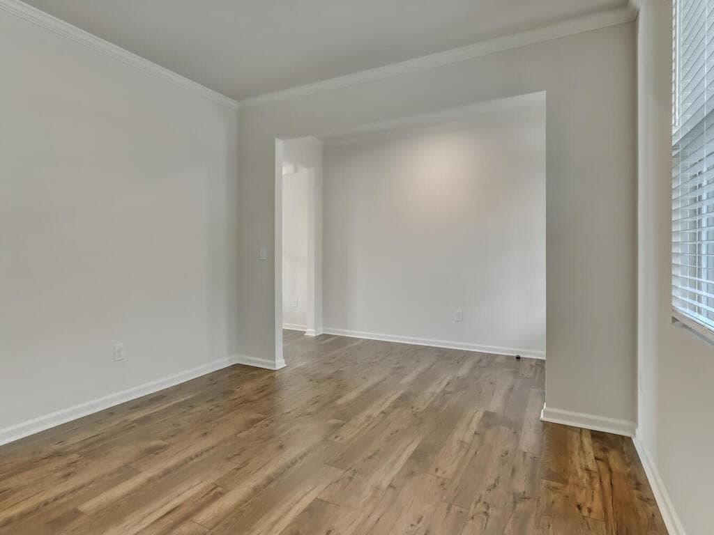 5 bedroom, 3 bathroom, 2,535 sq ft single family residence for sale at 7019 Blackbird Court, Flowery Branch, GA 30542 — photo 9