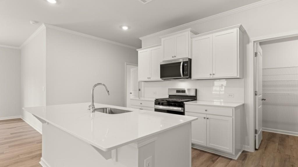 5 bedroom, 3 bathroom, 2,361 sq ft single family residence for sale at 1089 Lost Creek Parkway, Dallas, GA 30132 — photo 8