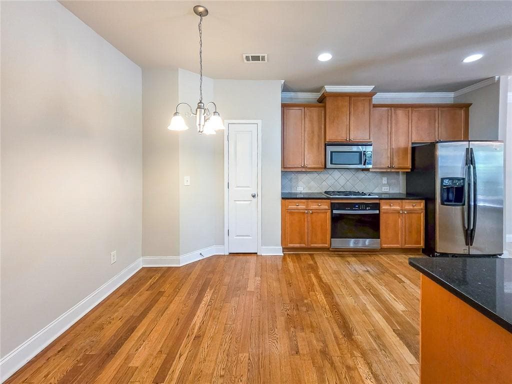 3 bedroom, 3 bathroom, 2,265 sq ft townhouse for sale at 2416 Strand Avenue, Lawrenceville, GA 30043 — photo 9