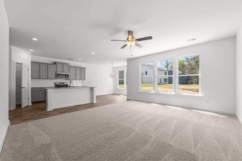 4 bedroom, 2 bathroom, 1,827 sq ft single family residence for sale at 36 Edith Court, Statham, GA 30666 — photo 5