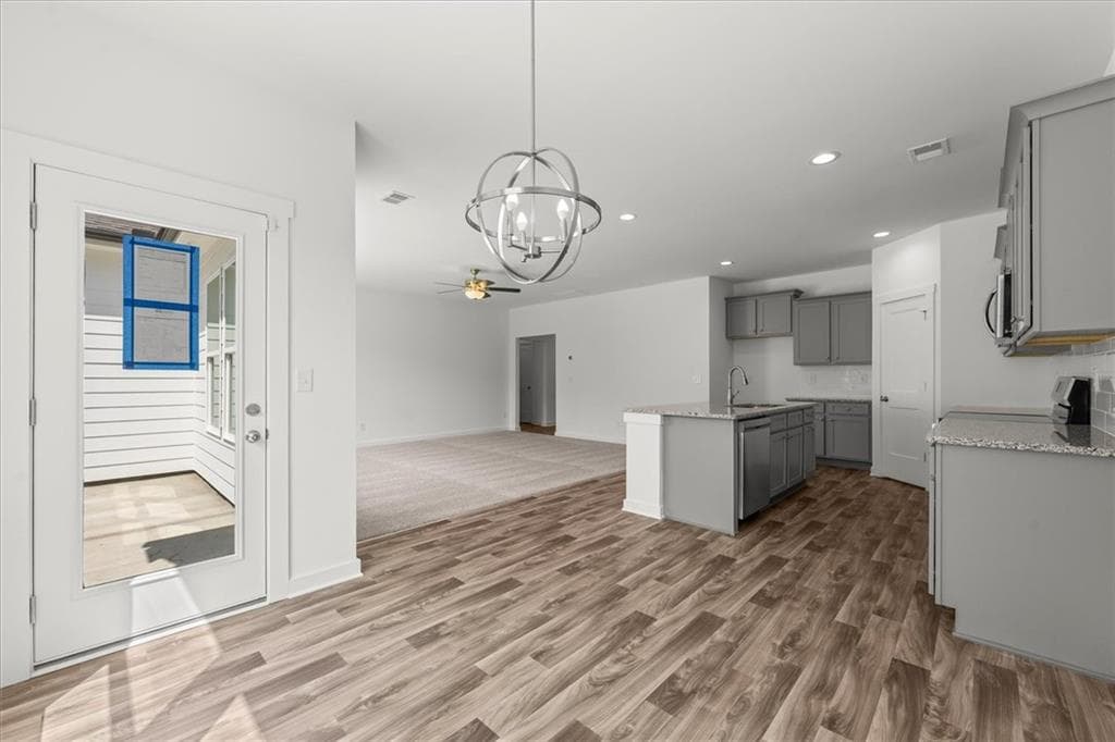 4 bedroom, 2 bathroom, 1,827 sq ft single family residence for sale at 36 Edith Court, Statham, GA 30666 — photo 8