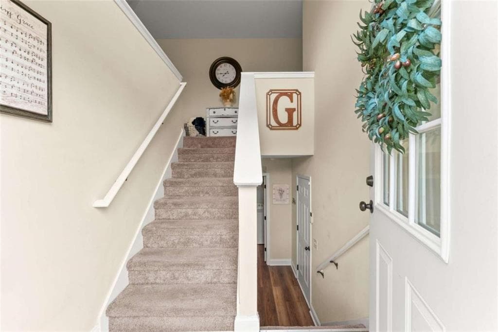 4 bedroom, 3 bathroom, 1,793 sq ft single family residence for sale at 8834 Shallow Creek Trail, Clermont, GA 30527 — photo 2