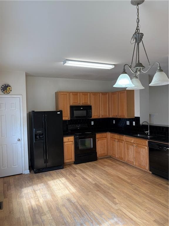 4 bedroom, 4 bathroom, 1,860 sq ft townhouse for sale at 2098 Meadow Peak Road, Duluth, GA 30097 — photo 6