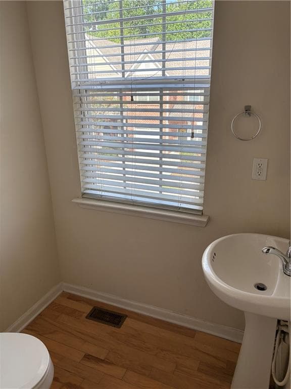 4 bedroom, 4 bathroom, 1,860 sq ft townhouse for sale at 2098 Meadow Peak Road, Duluth, GA 30097 — photo 9