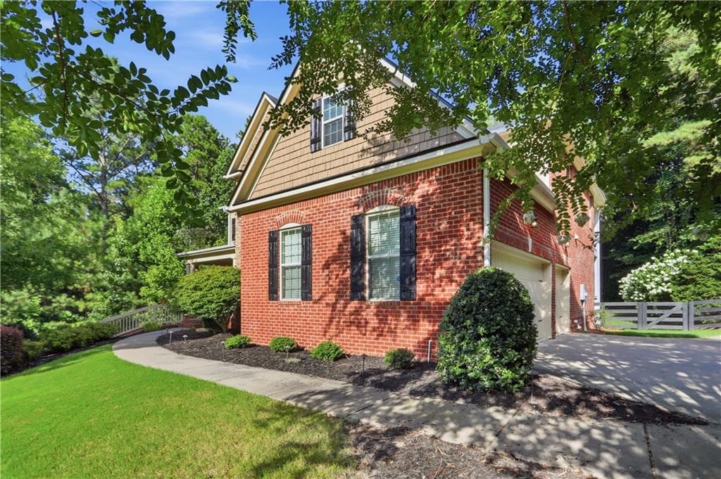 5 bedroom, 5 bathroom, 5,001 sq ft single family residence for sale at 1836 Heritage Pass, Milton, GA 30004 — photo 7