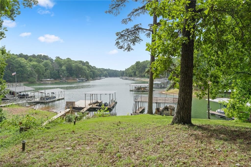 3 bedroom, 2 bathroom, 1,096 sq ft single family residence for sale at 1640 Williams Circle, Cumming, GA 30041 — photo 10