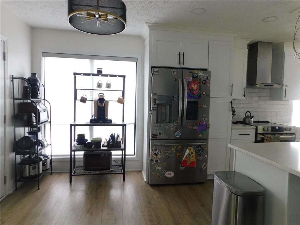 4 bedroom, 3 bathroom, 3,402 sq ft single family residence for sale at 3086 Holly Mill Run, Marietta, GA 30062 — photo 7