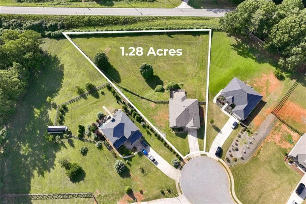 4 bedroom, 2 bathroom, 1,913 sq ft single family residence for sale at 6104 Creekside View Lane, Clermont, GA 30527 — photo 7