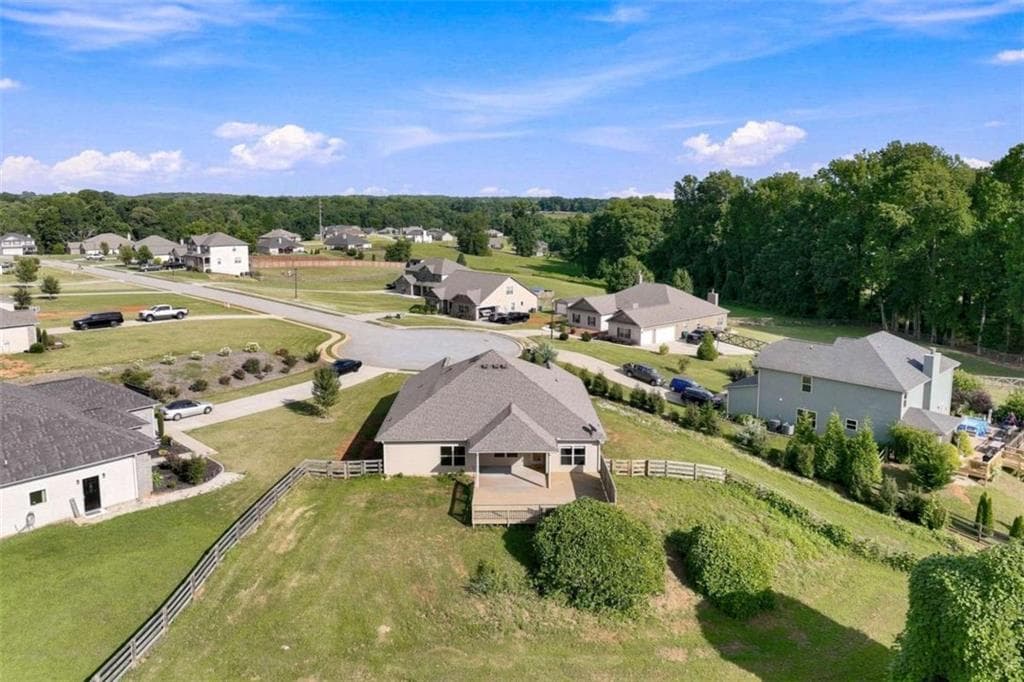4 bedroom, 2 bathroom, 1,913 sq ft single family residence for sale at 6104 Creekside View Lane, Clermont, GA 30527 — photo 8