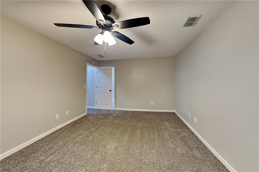 4 bedroom, 3 bathroom, 2,550 sq ft single family residence for rent at 4241 Glenforest Way, Roswell, GA 30075 for $2,650 a month — photo 10