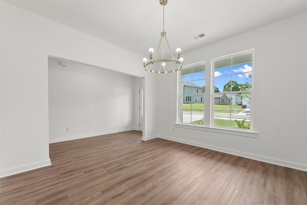 4 bedroom, 3 bathroom, 2,340 sq ft single family residence for sale at 29 Edith Court, Statham, GA 30666 — photo 6