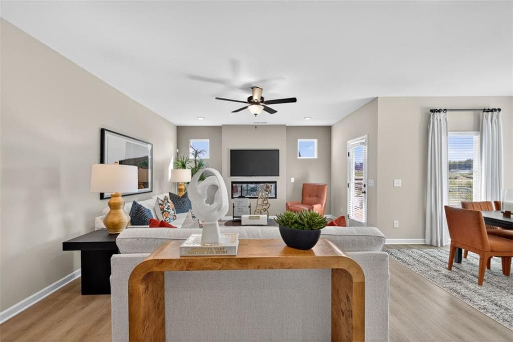 3 bedroom, 3 bathroom, 1,909 sq ft single family residence under contract at 467 Fair Oak Lane, Calhoun, GA 30701 — photo 5