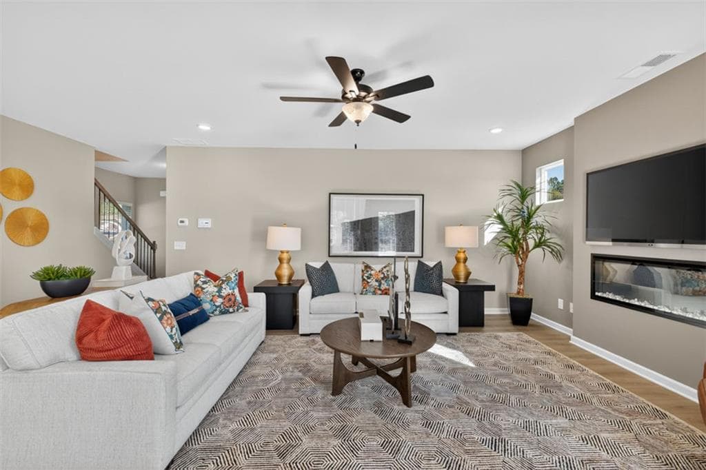 3 bedroom, 3 bathroom, 1,909 sq ft single family residence under contract at 467 Fair Oak Lane, Calhoun, GA 30701 — photo 7