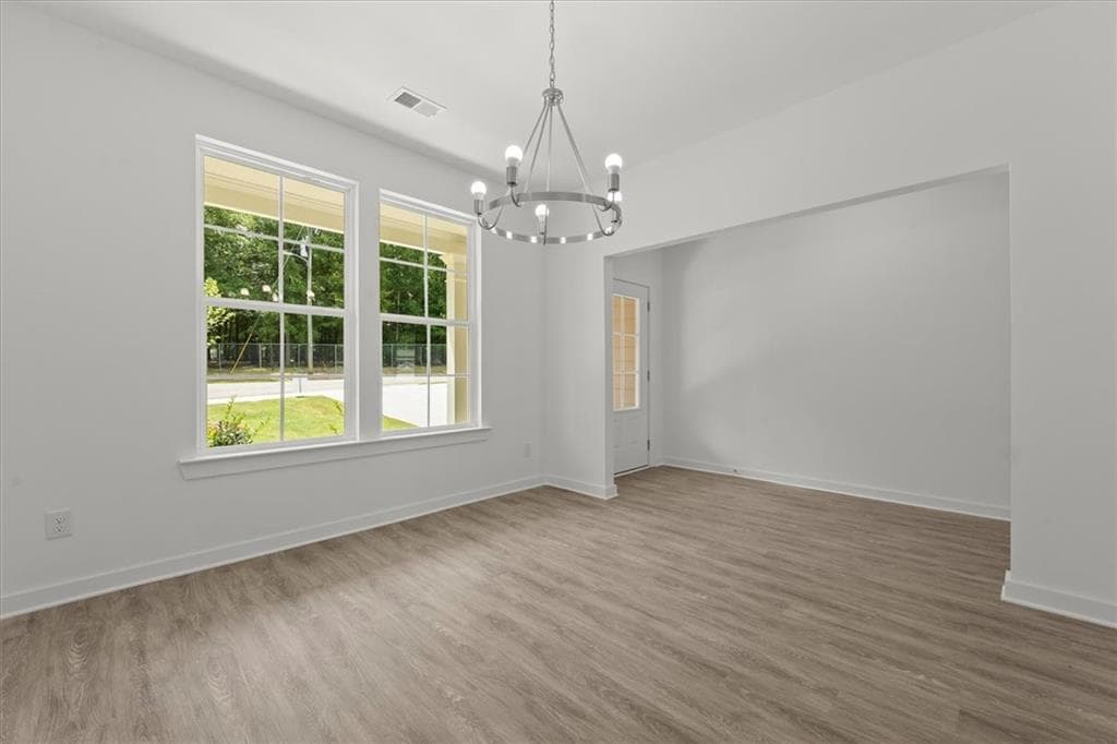 4 bedroom, 3 bathroom, 2,159 sq ft single family residence for sale at 534 Lillian Way, Statham, GA 30666 — photo 6