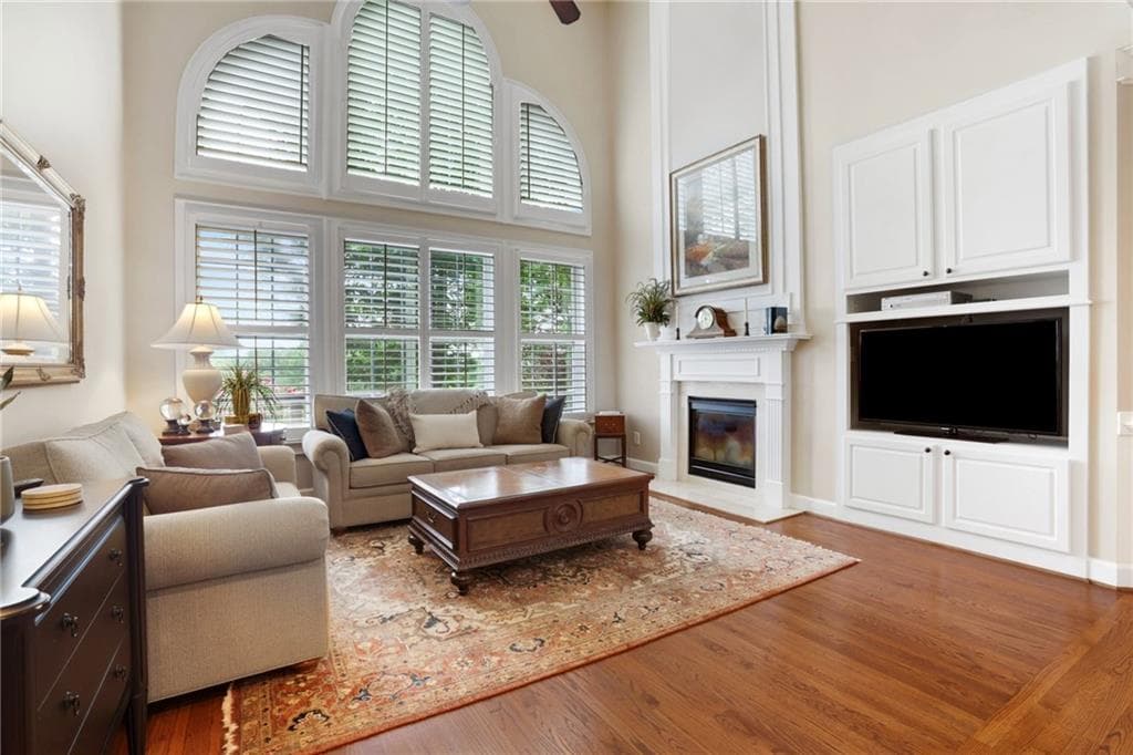 5 bedroom, 4 bathroom, 4,359 sq ft single family residence under contract at 5104 Davis Love Drive, Cumming, GA 30041 — photo 7