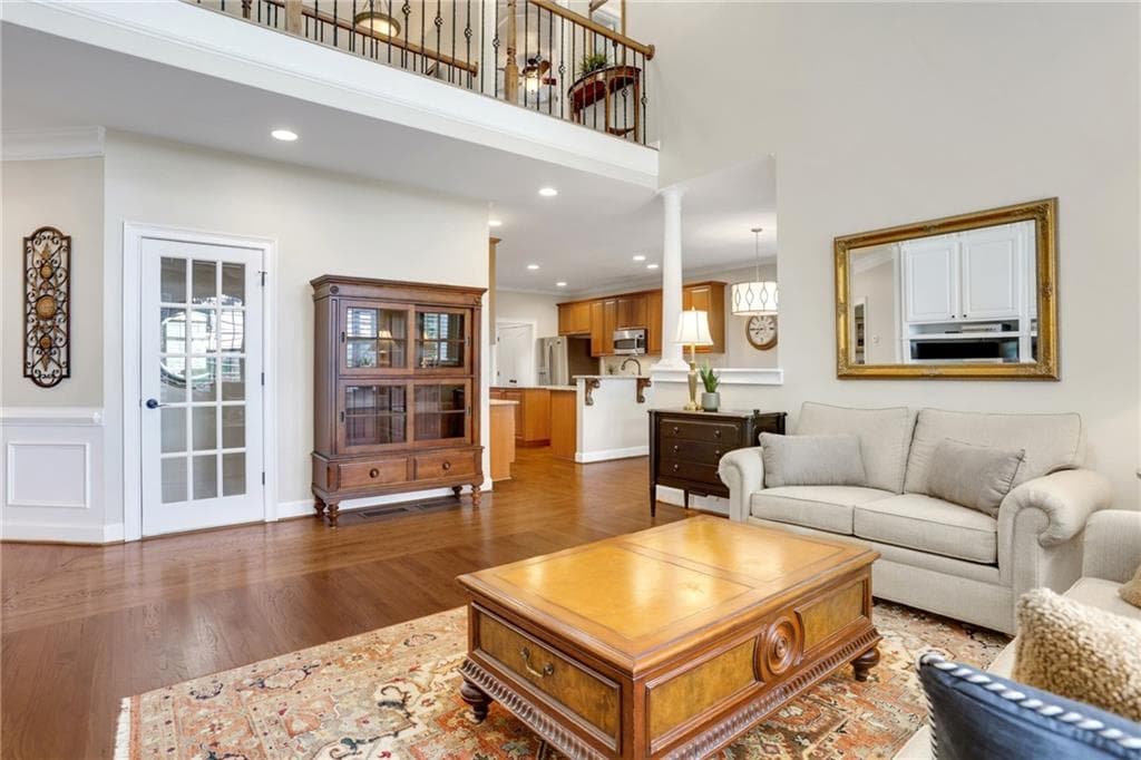 5 bedroom, 4 bathroom, 4,359 sq ft single family residence under contract at 5104 Davis Love Drive, Cumming, GA 30041 — photo 9