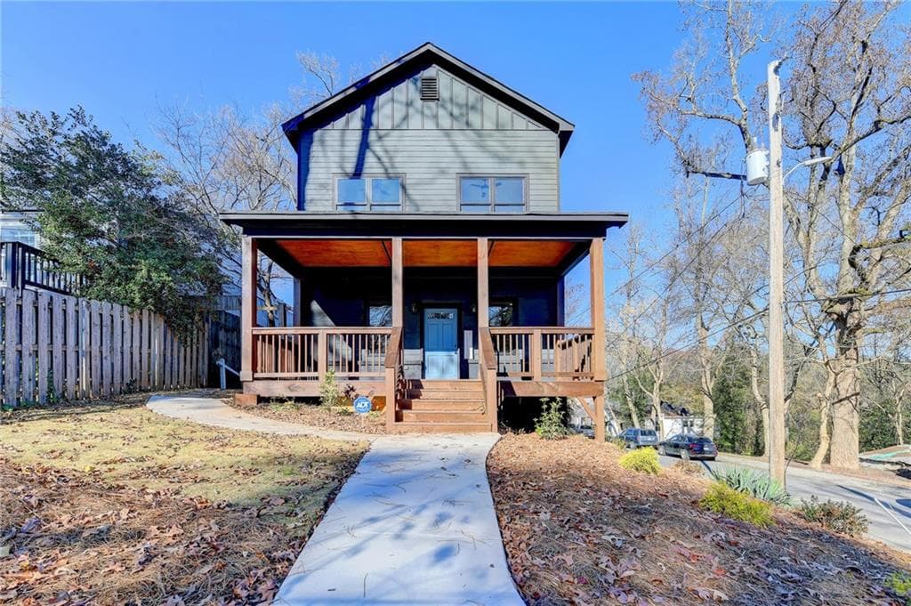 4 bedroom, 3 bathroom, 3,200 sq ft single family residence for sale at 278 Lindbergh Drive, Atlanta, GA 30305 — photo 2